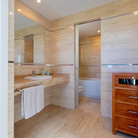 With 4 Bedrooms And Private Heated Pool Villa